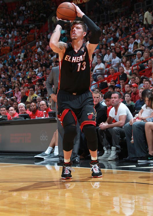 邹阳在篮下 邹阳在篮下